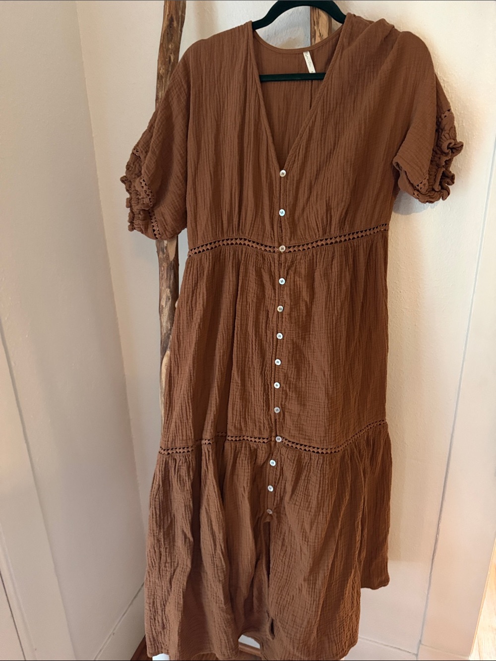 Rylee + Cru Brown Button-Front V-neck Short Sleeve Cotton Maxi Dress Mediun